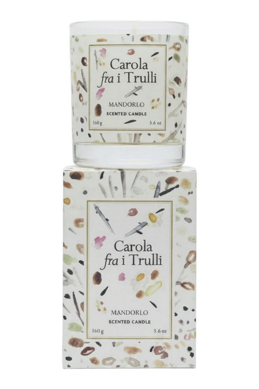 Candela al profumo di mandorlo