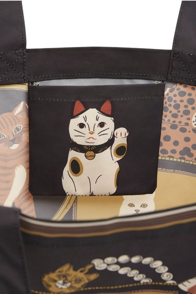 shopping in nylon fantasia gatti