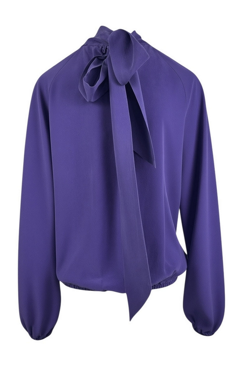 camicia in seta con collo alto e fiocco