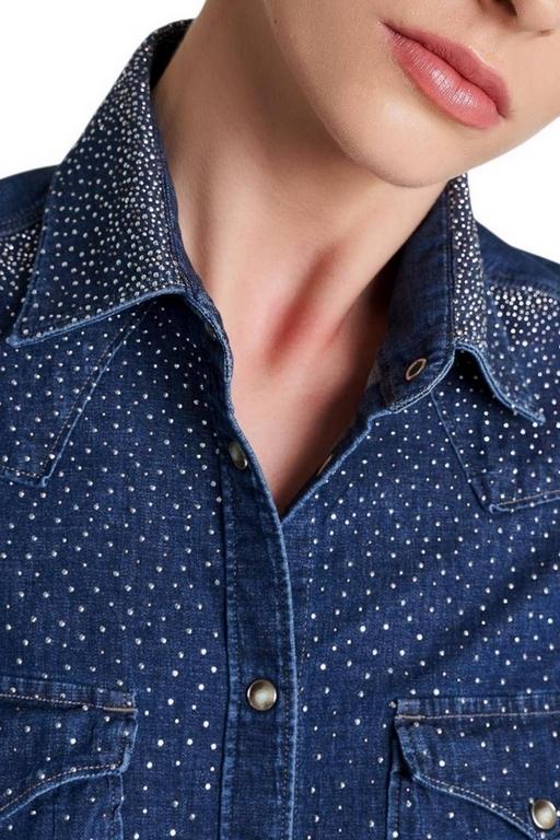 camicia donna in denim con borchie