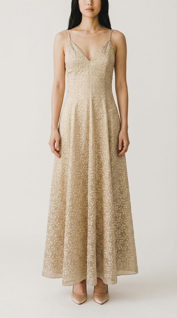 abito donna in chiffon ricamato beige e bianco