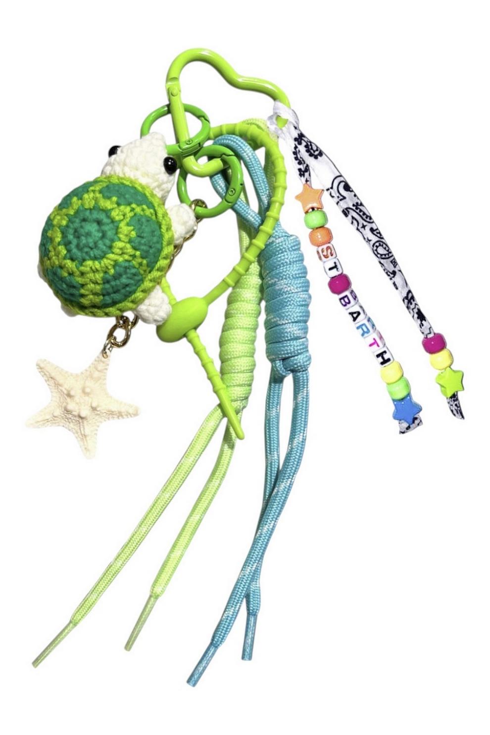 charm donna con tartaruga verde