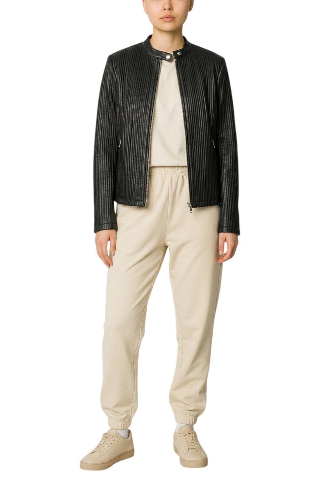 biker donna in pelle plisset nero