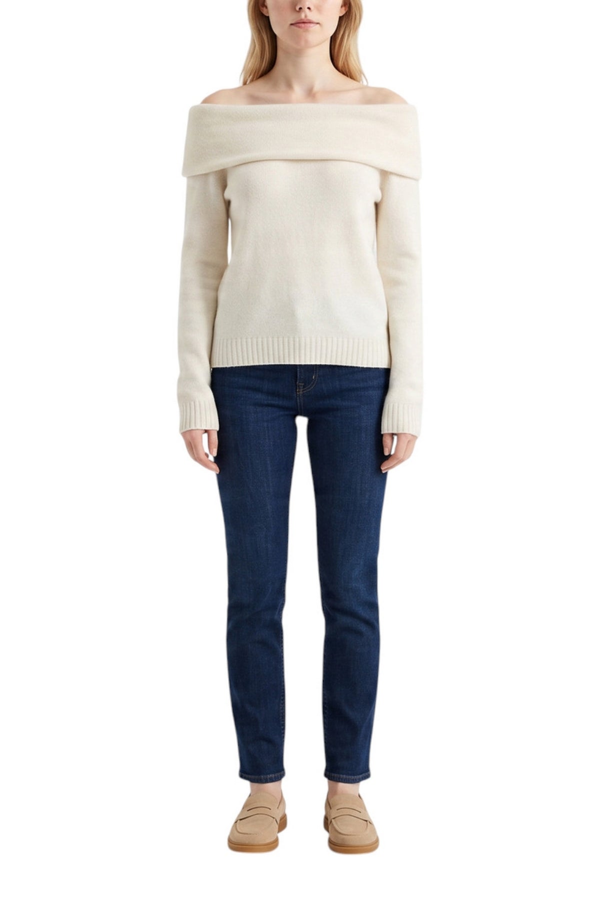 maglia in bouclet con collo roullet 