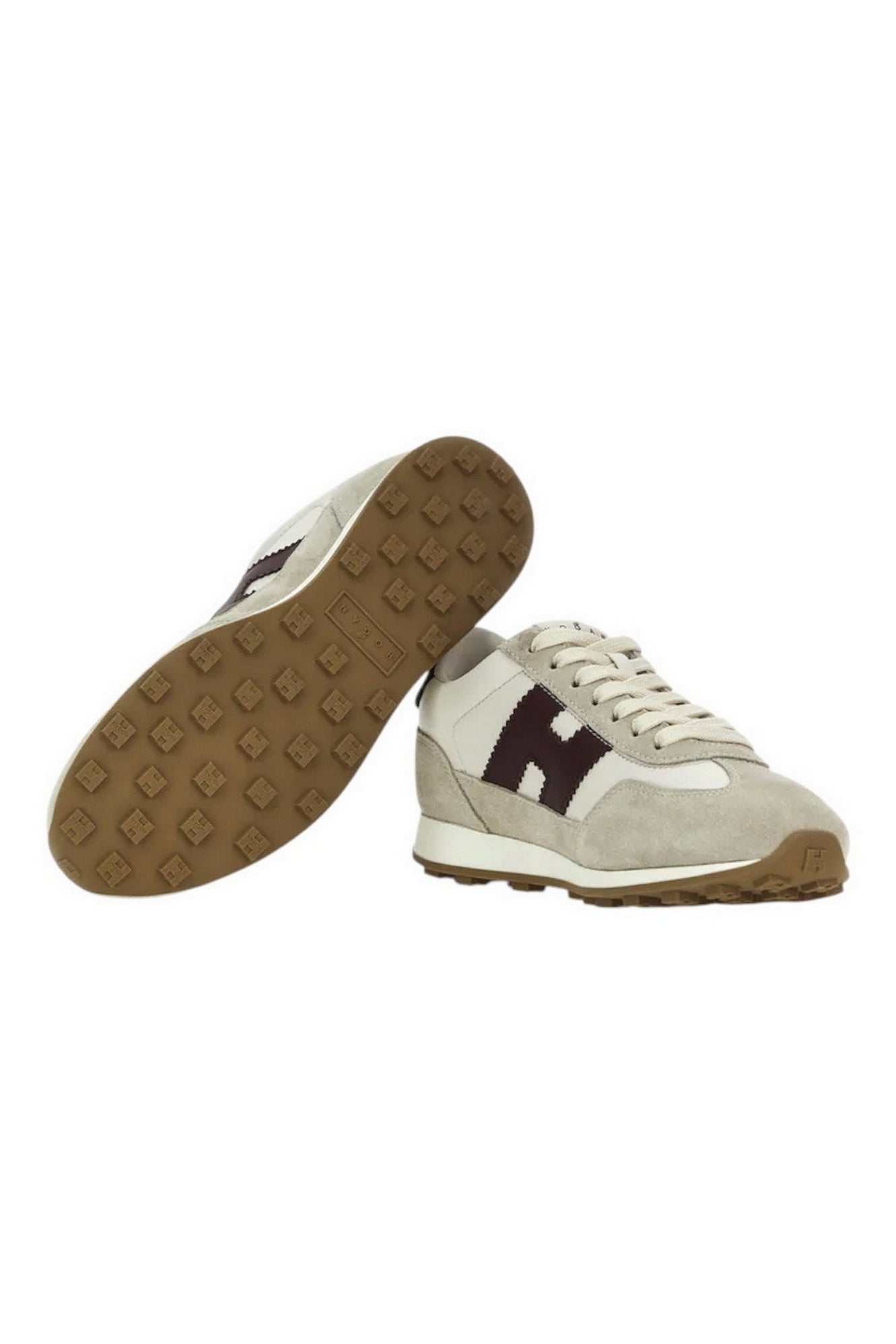 sneakers athletic 