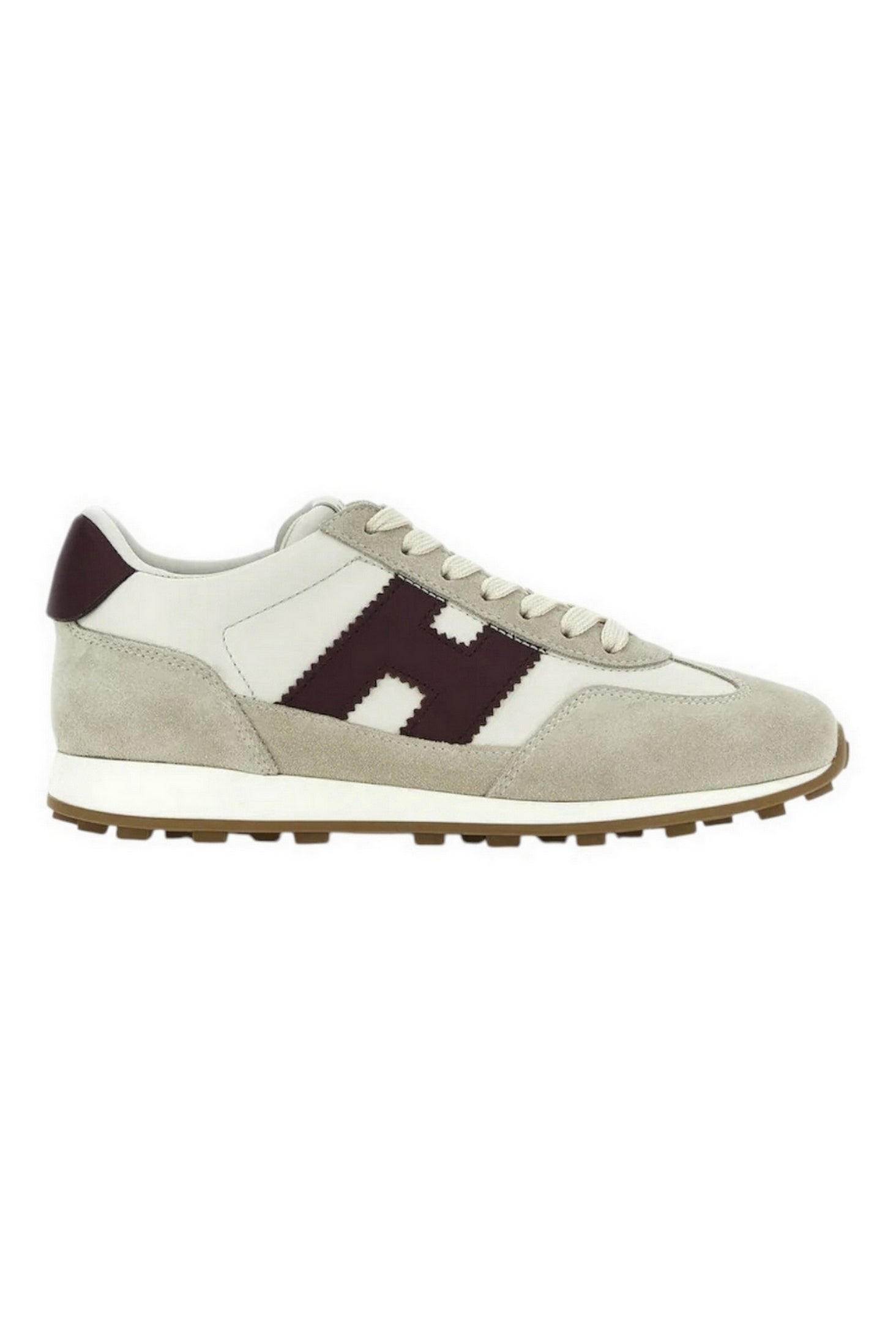 sneakers athletic 