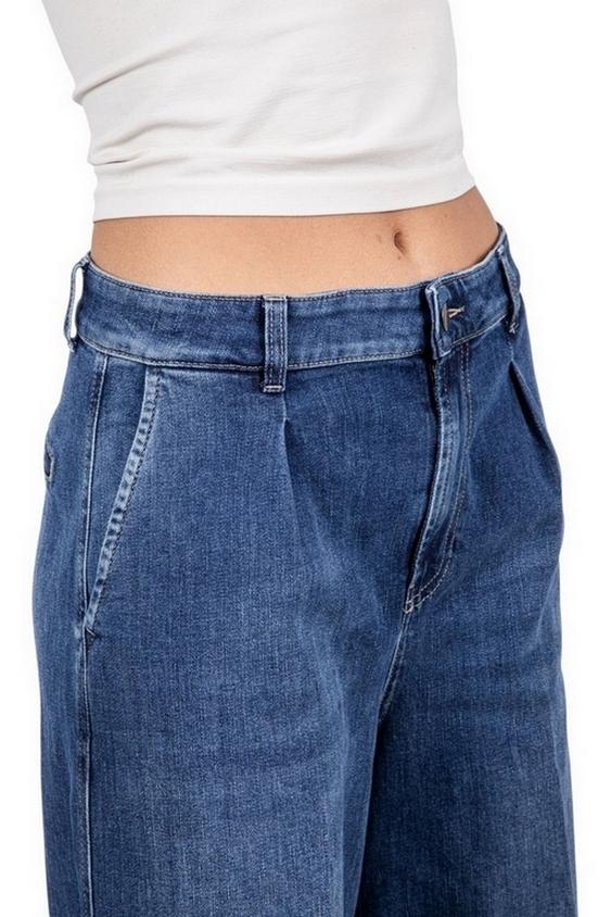 jeans donna largo con pinces 