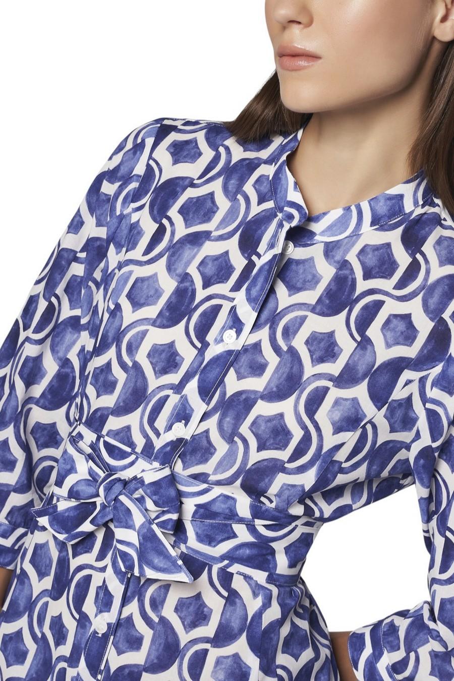 abito donna fantasia geometrica blu e bianco 