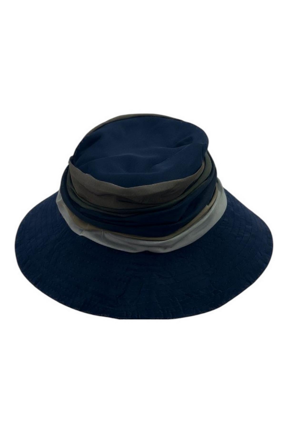 cloche donna in nylon blu 