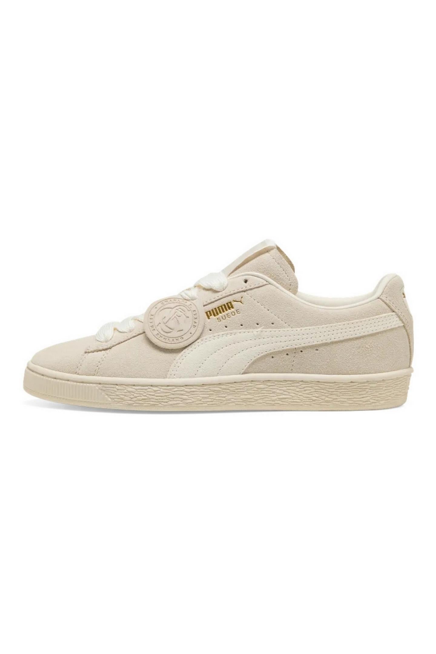 sneakers in suede 